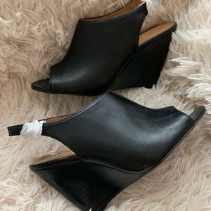 Nine West sandals size 6.5